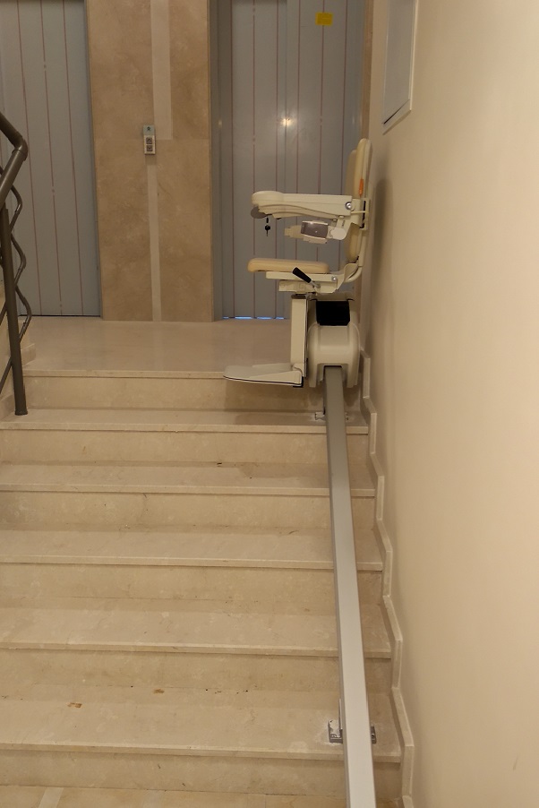 Kiralık Engelli Asansörü H1100